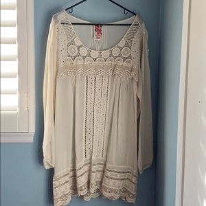 Johnny Was Beige Crochet Embroidery Top